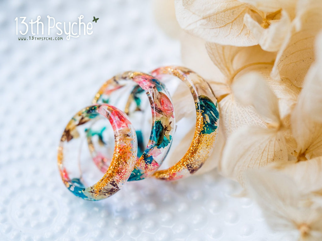 Handmade Real dried flowers resin ring - 13th Psyche
