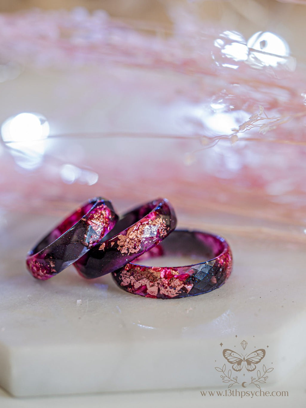 Handmade Black and Pink faceted resin ring with pink metallic flakes - 13th Psyche
