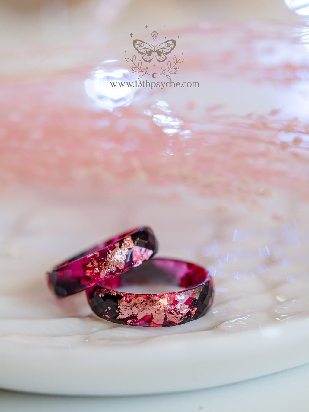 Handmade Black and Pink faceted resin ring with pink metallic flakes - 13th Psyche