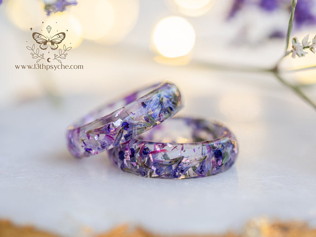 Handmade Clear Resin ring with dried lilac flowers - 13th Psyche
