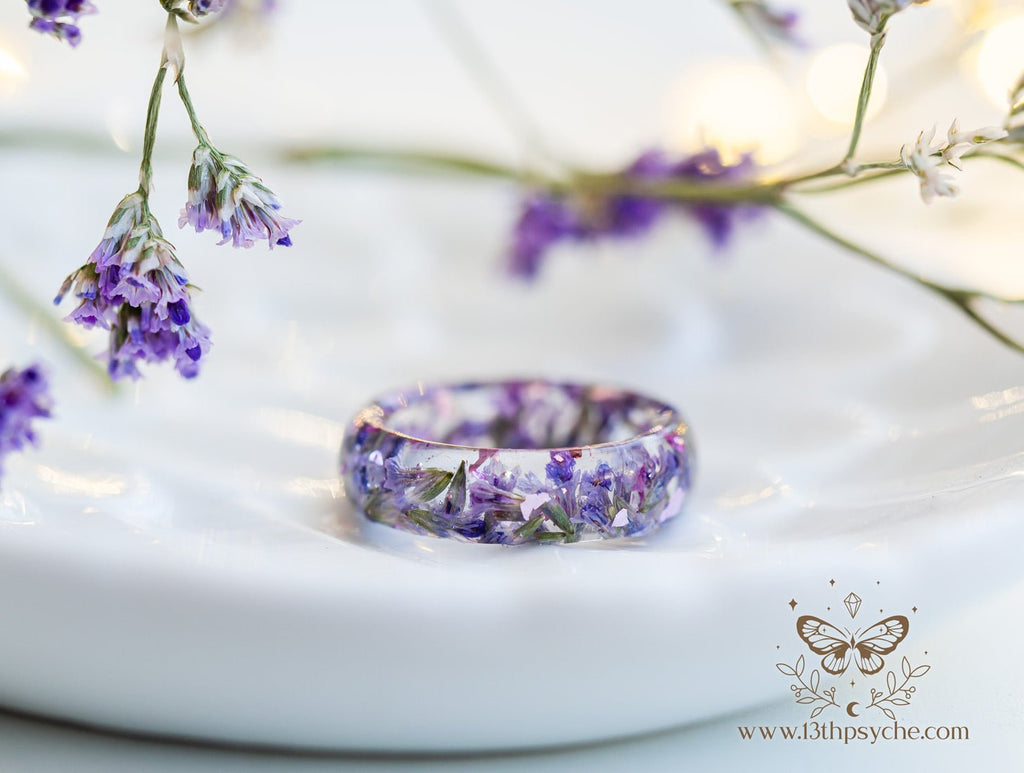 Handmade Clear Resin ring with dried lilac flowers - 13th Psyche