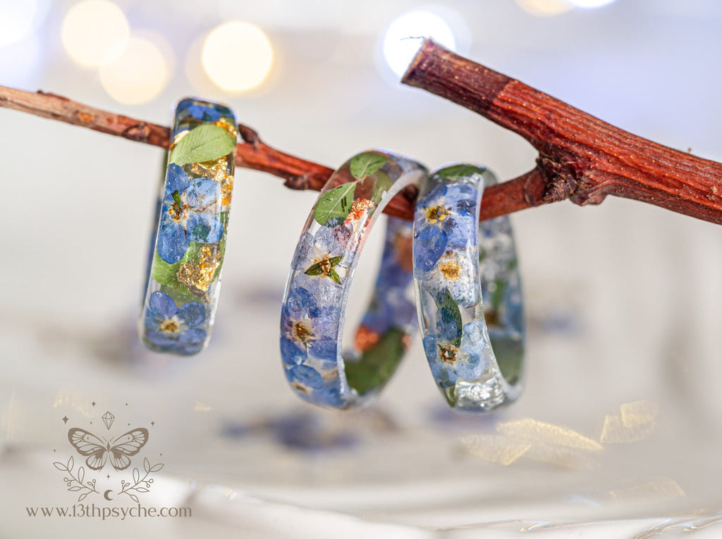 Handmade Dried forget me not flowers resin ring - 13th Psyche
