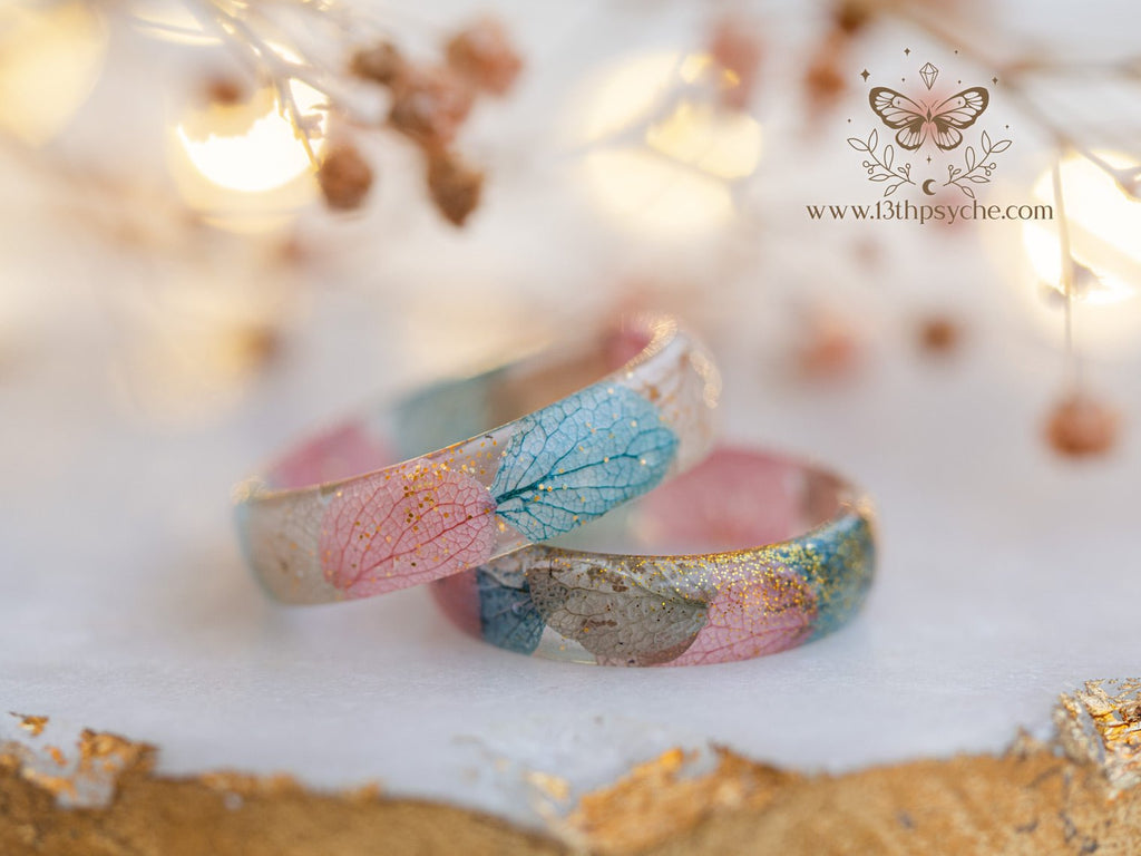 Handmade Dried Hydrangea flower petal resin ring - 13th Psyche