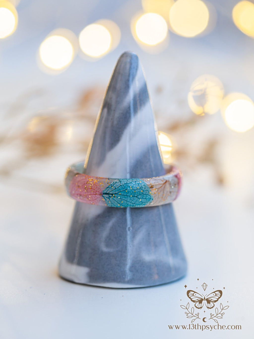 Handmade Dried Hydrangea flower petal resin ring - 13th Psyche