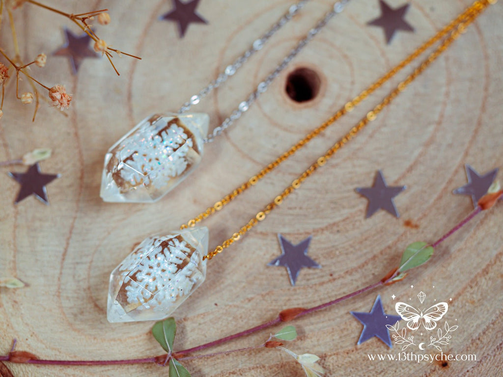 Handmade Encased snowflake crystal point pendant necklace - 13th Psyche