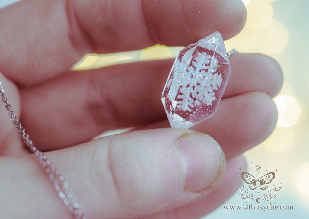 Handmade Encased snowflake crystal point pendant necklace - 13th Psyche