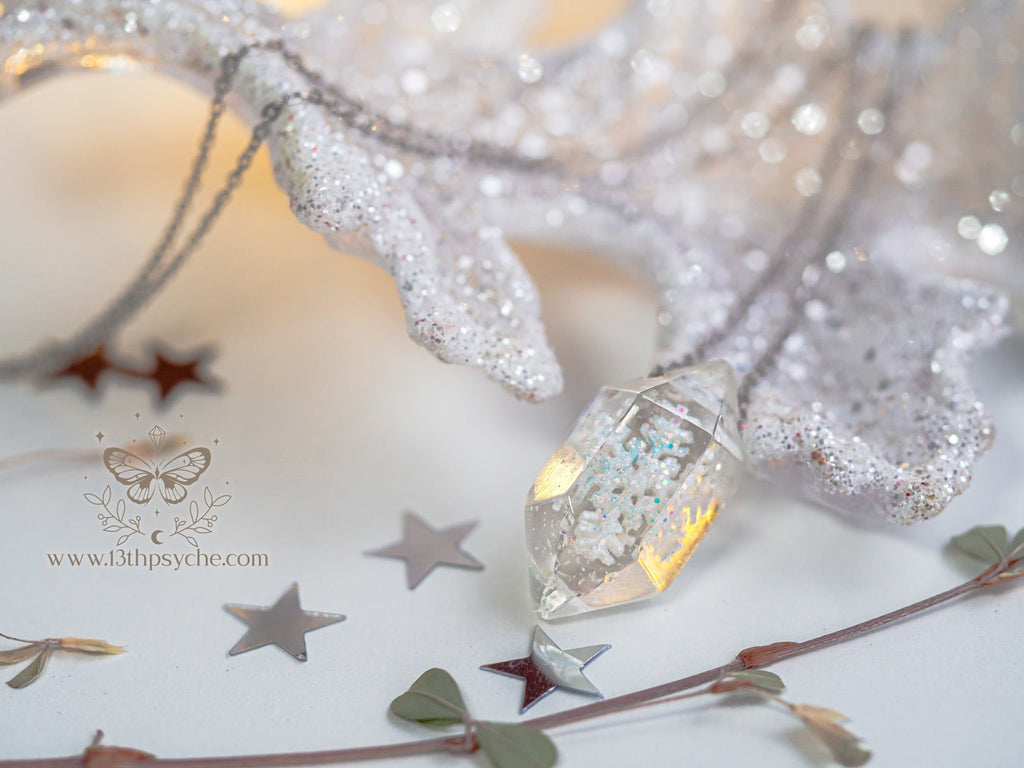 Handmade Encased snowflake crystal point pendant necklace - 13th Psyche