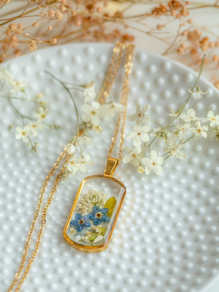 Handmade Forget me not and white flowers pendant necklace - 13th Psyche