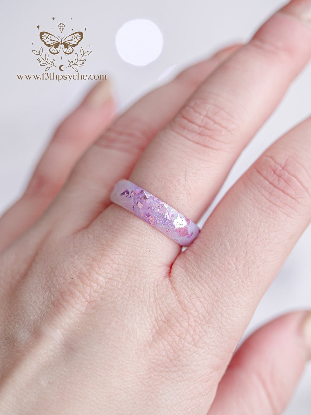 Handmade Lilac and lavender flakes faceted resin ring - 13th Psyche