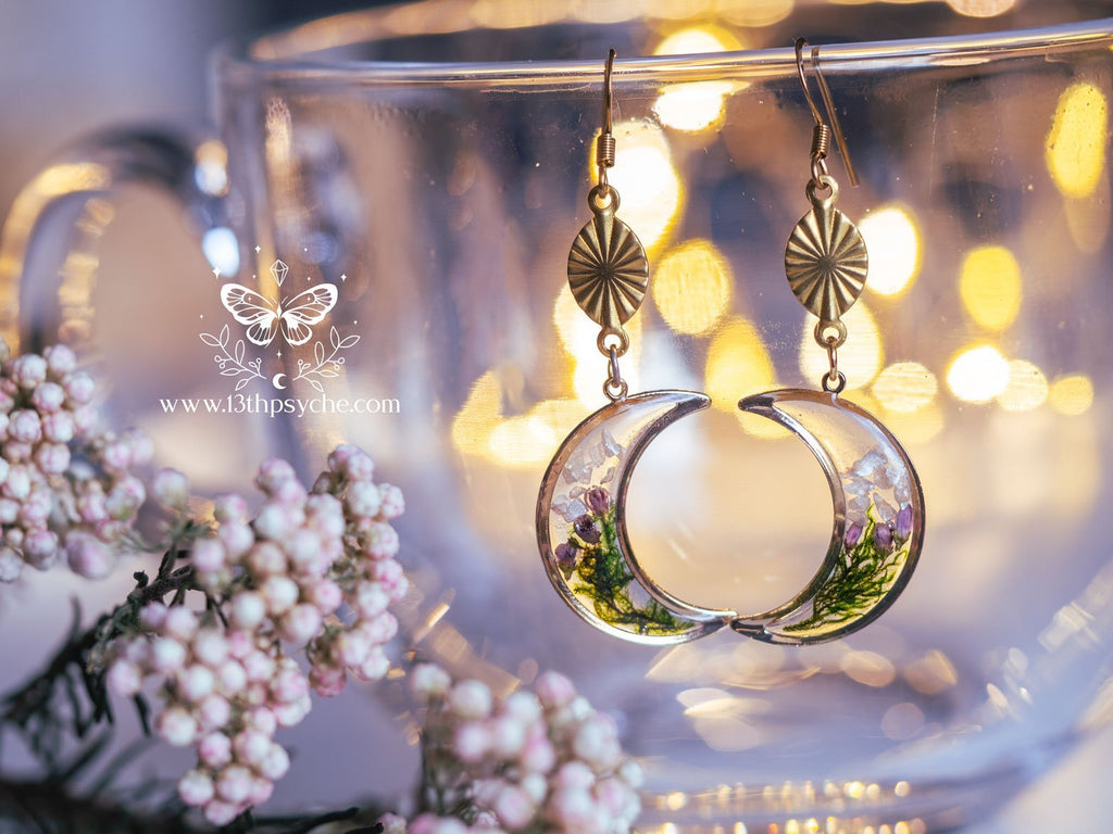 Handmade Moss and flowers dangle crescent moon earrings - 13th Psyche