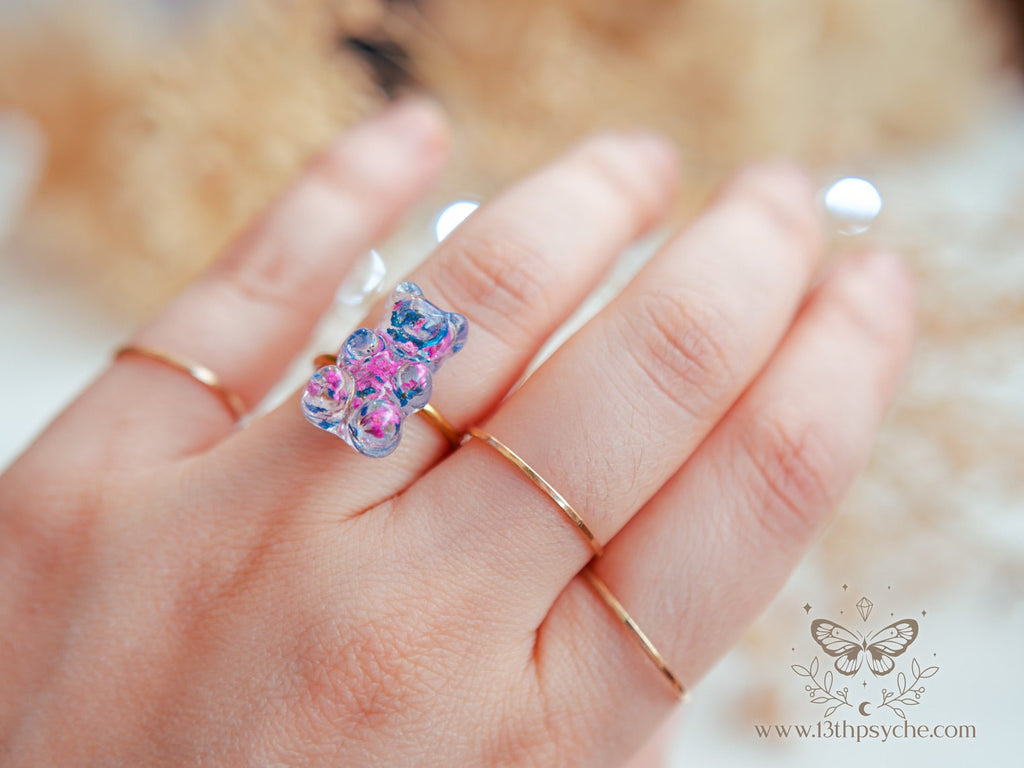 Handmade Pressed flowers gummy bear ring - 13th Psyche