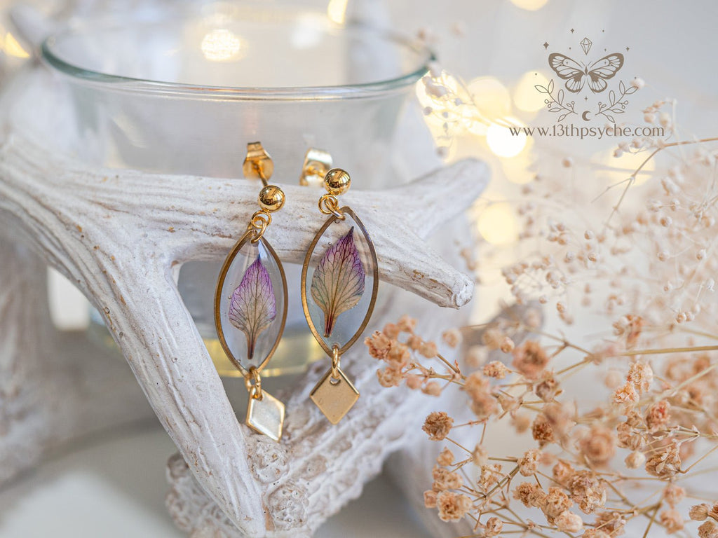 Handmade Real pressed flower petals resin earrings - 13th Psyche