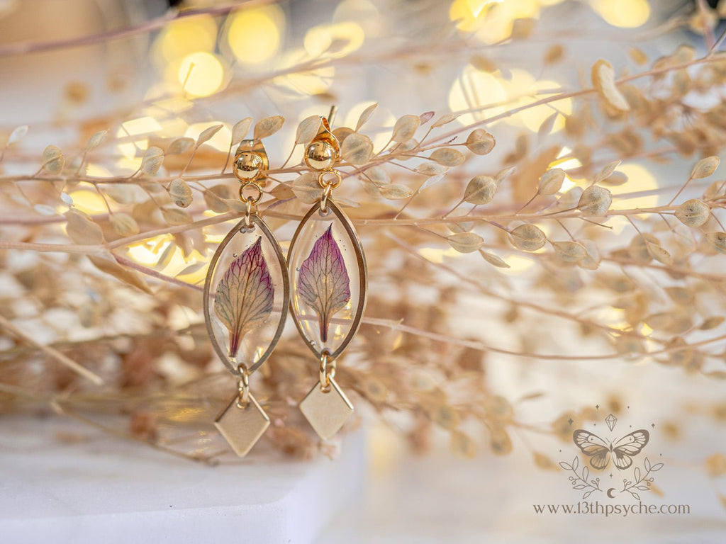 Handmade Real pressed flower petals resin earrings - 13th Psyche